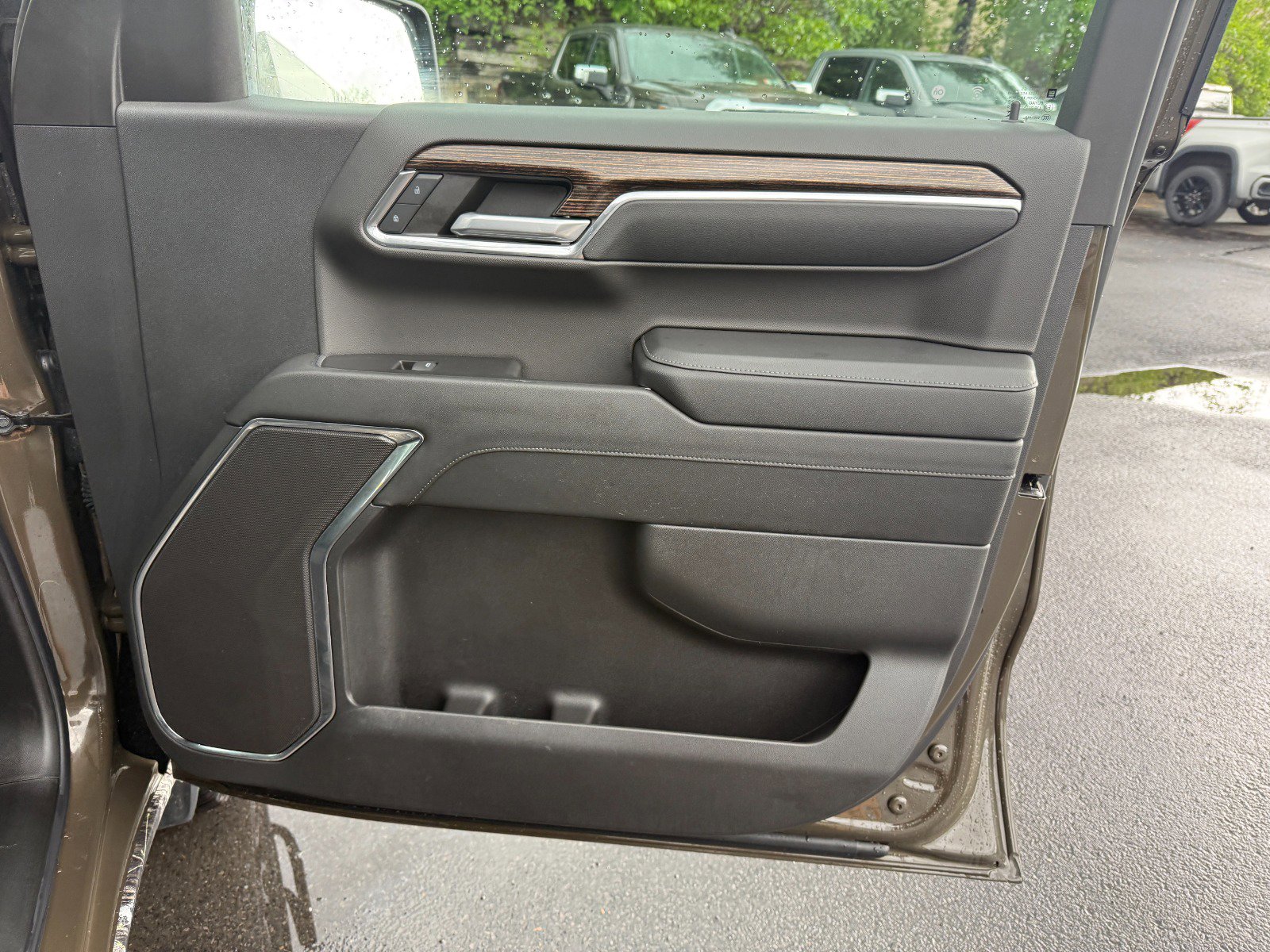 Used 2024 GMC Sierra 1500 Elevation image 22