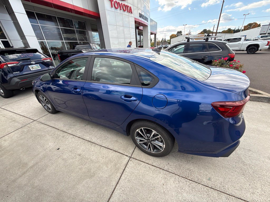 Used 2024 Kia Forte LXS FWD image 8