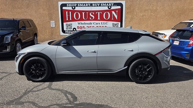 Used 2025 Kia EV6 Light image 1