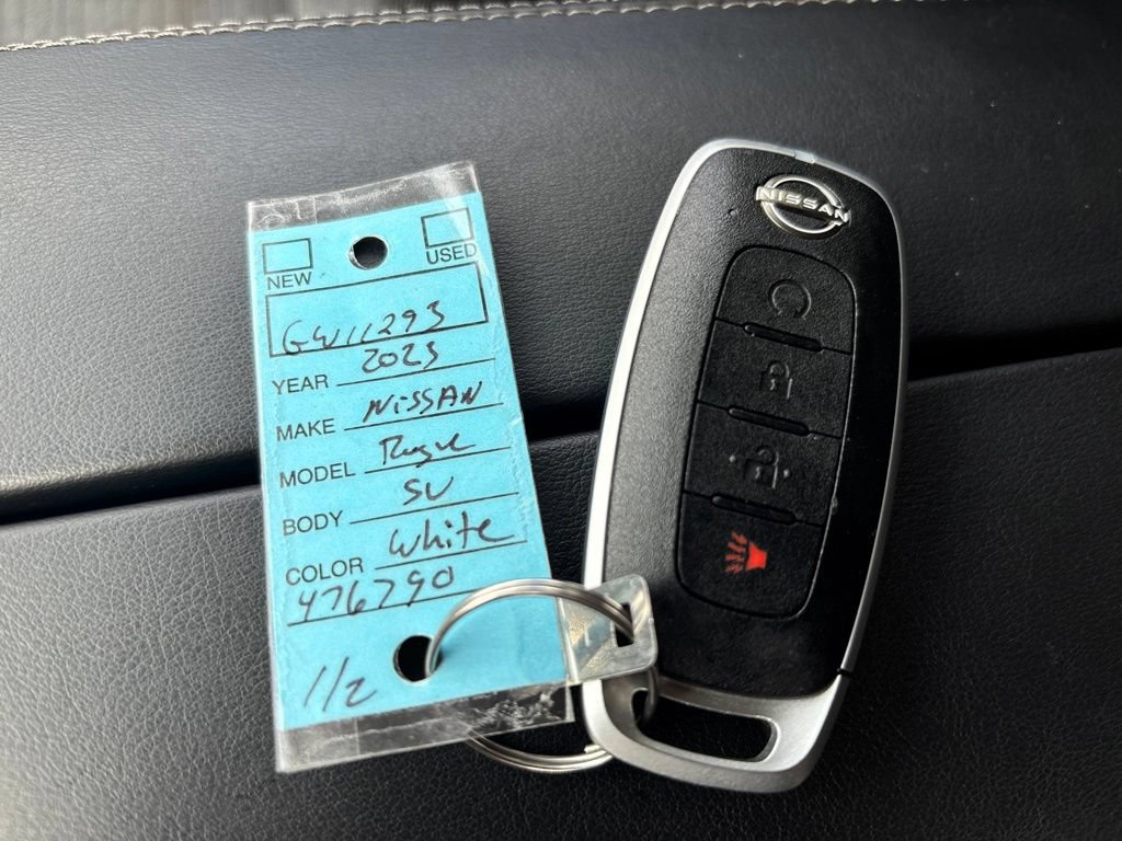 Certified 2023 Nissan Rogue SV AWD/4WD image 32