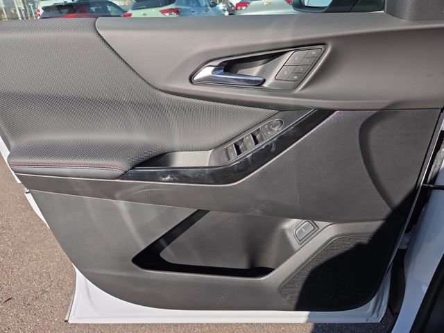 New 2026 Chevrolet Equinox RS w/ Convenience Package III image 17