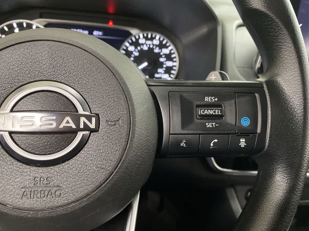 Used 2024 Nissan Rogue SV AWD/4WD image 22