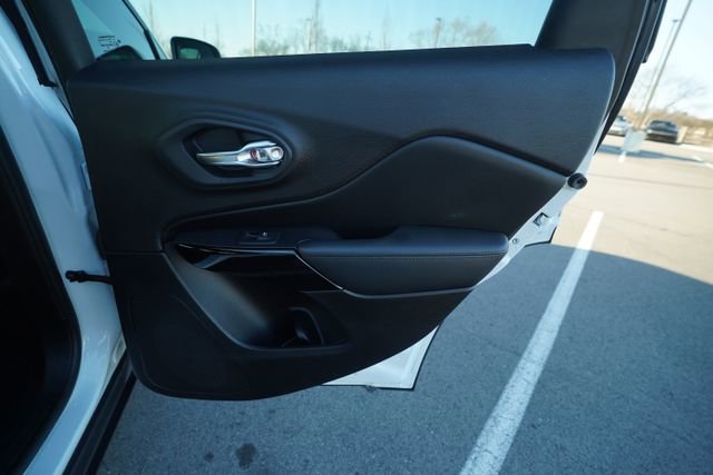 Used 2021 Jeep Cherokee Latitude Plus image 22