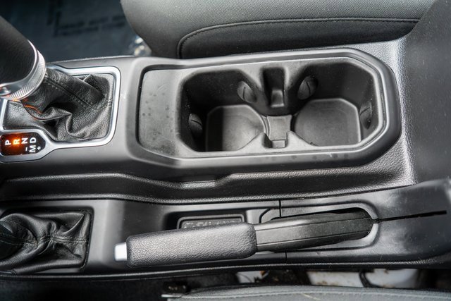 Used 2020 Jeep Wrangler Sport image 25