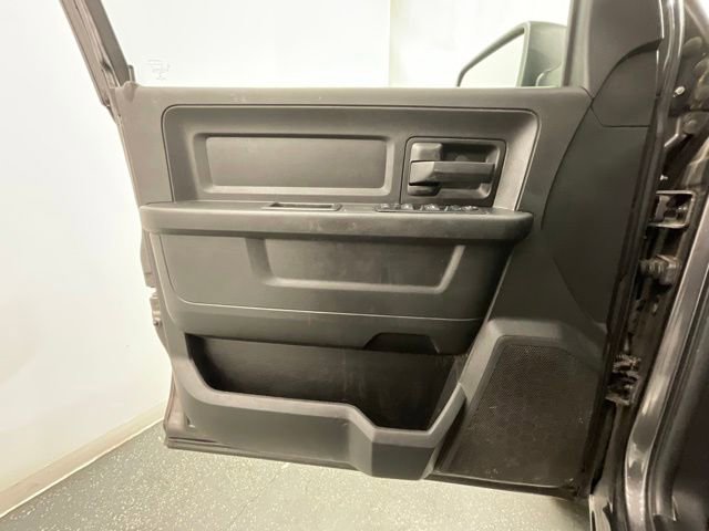Used 2015 RAM 1500 Express AWD/4WD image 9