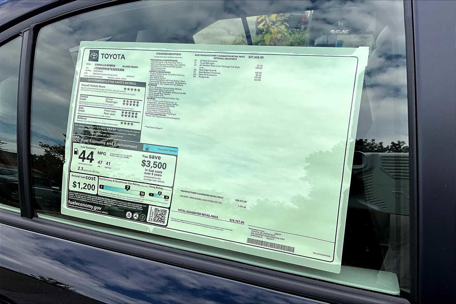 New 2025 Toyota Corolla SE image 19