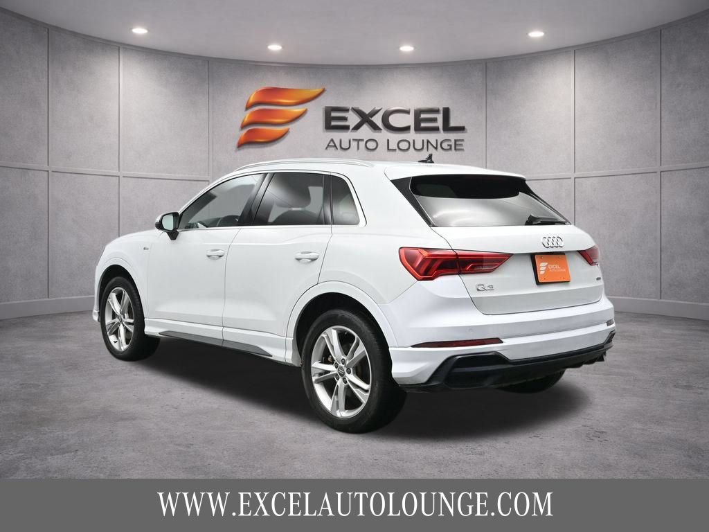 Used 2020 Audi Q3 2.0T Premium Plus w/ Premium Plus Package AWD/4WD image 5