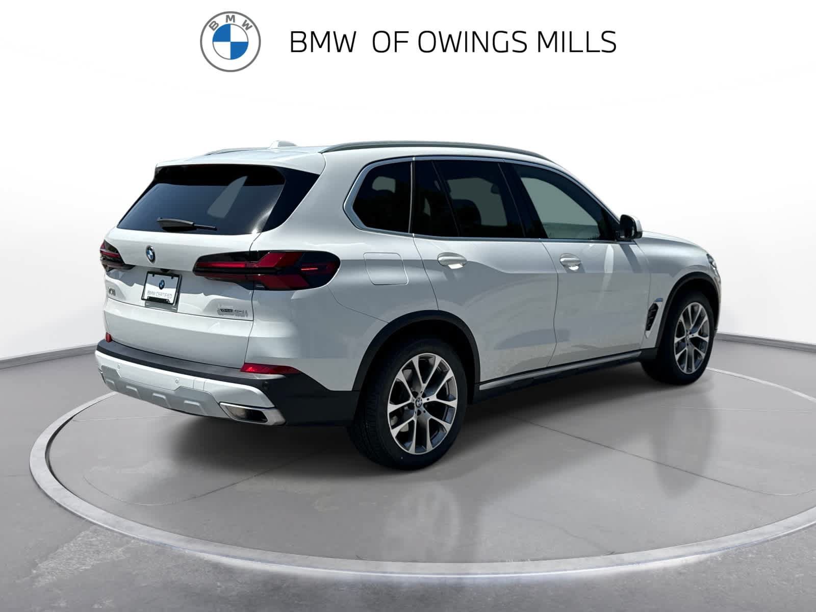 Used 2024 BMW X5 xDrive40i w/ Premium Package AWD/4WD image 9