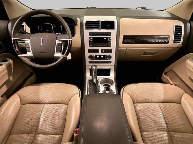 Used 2008 Lincoln MKX AWD image 15