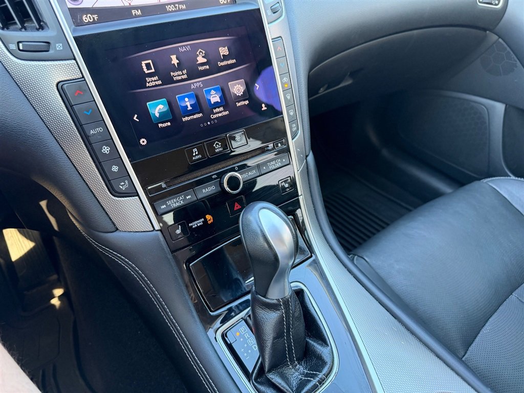 Used 2015 INFINITI Q50 Premium w/ Navigation Package image 29