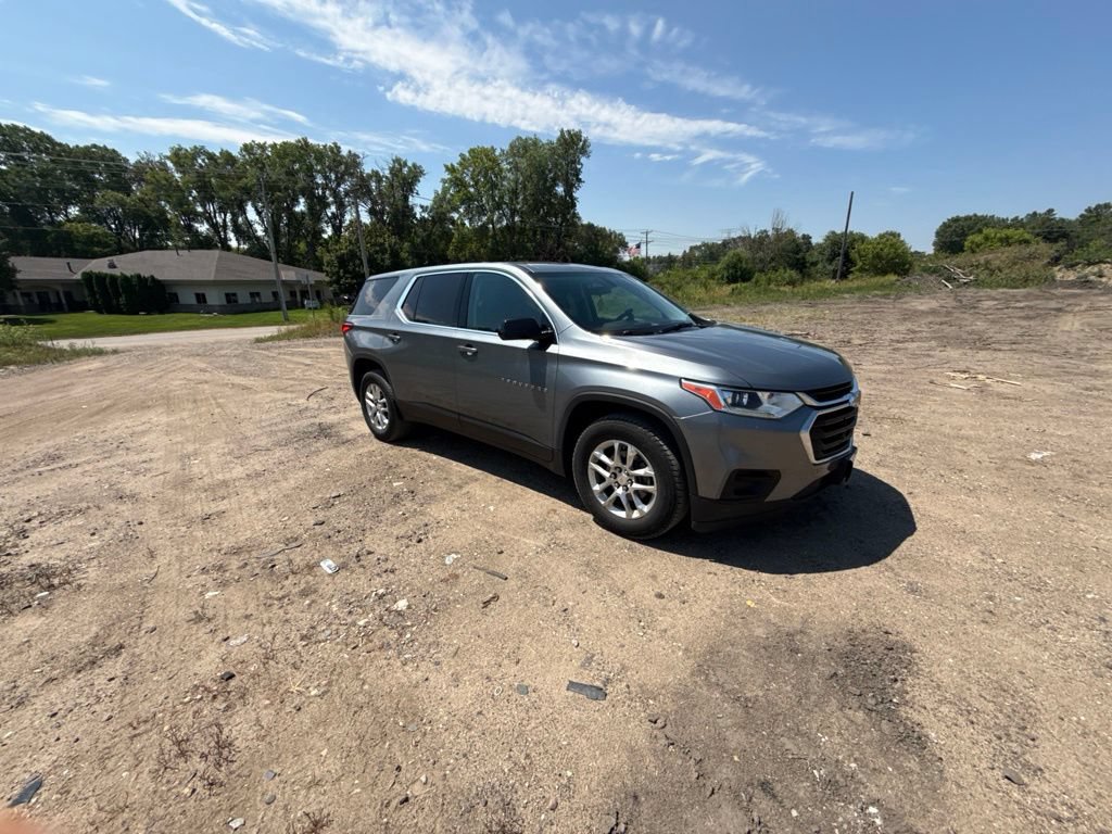Used 2018 Chevrolet Traverse LS AWD/4WD image 17
