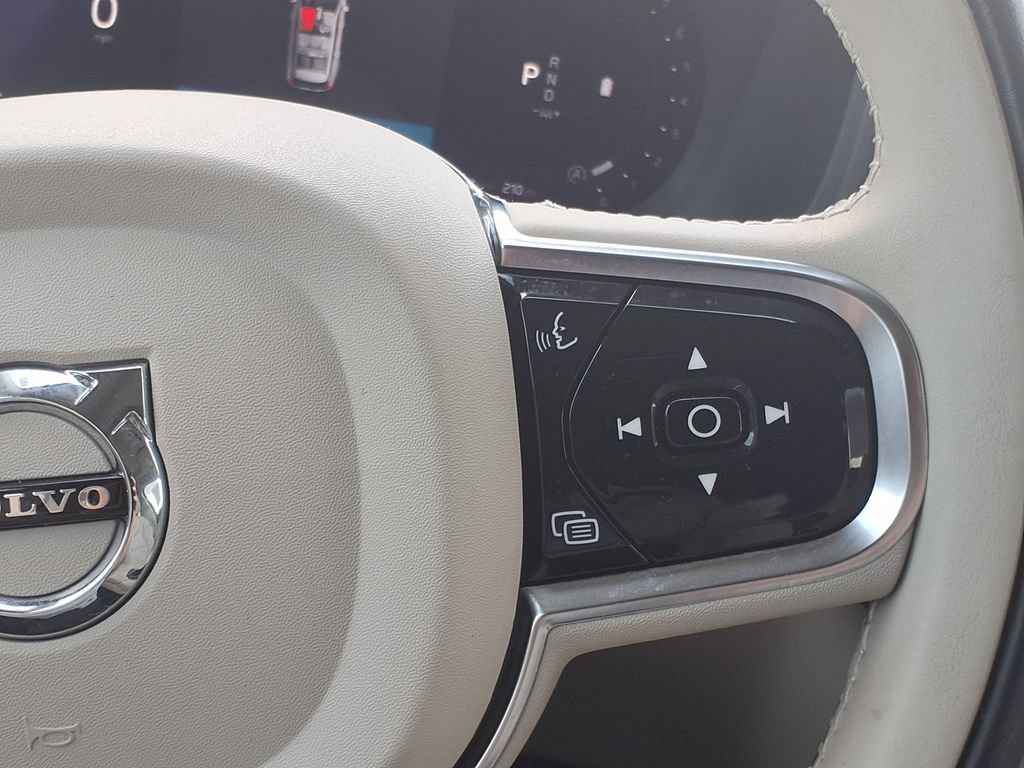 Certified 2024 Volvo XC90 B6 Plus w/ Protection Package Premier AWD/4WD image 30