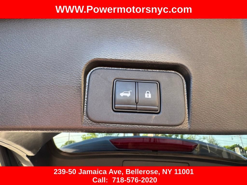 Used 2024 Nissan Rogue SV FWD image 21