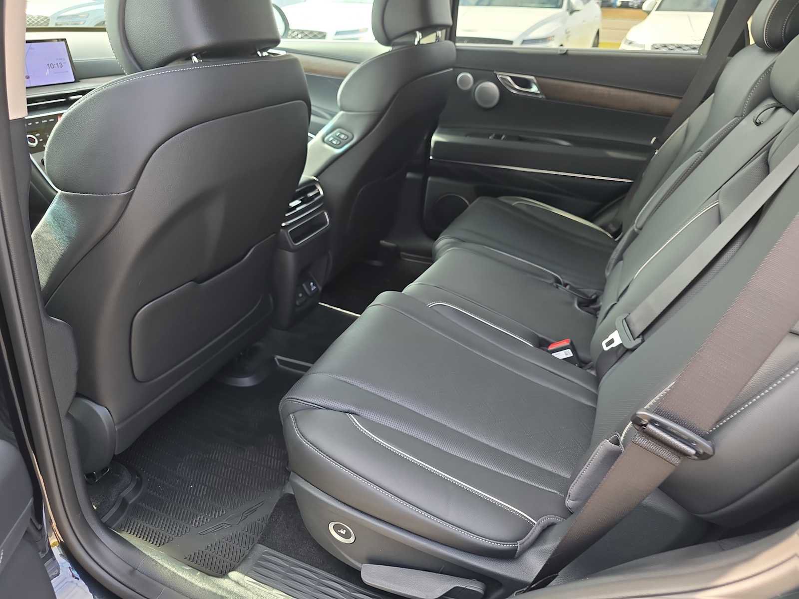 New 2026 Genesis GV80 2.5T Advanced image 23