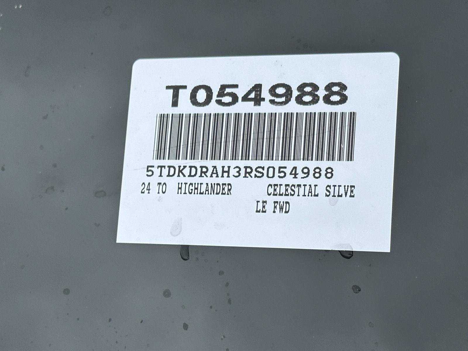 Used 2024 Toyota Highlander LE FWD image 58