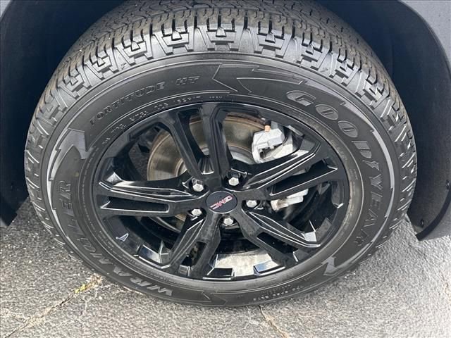 Certified 2023 GMC Terrain AT4 image 34