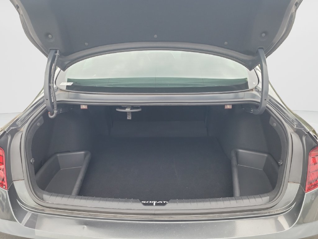 Certified 2023 Hyundai Sonata SEL w/ Cargo Package FWD image 9