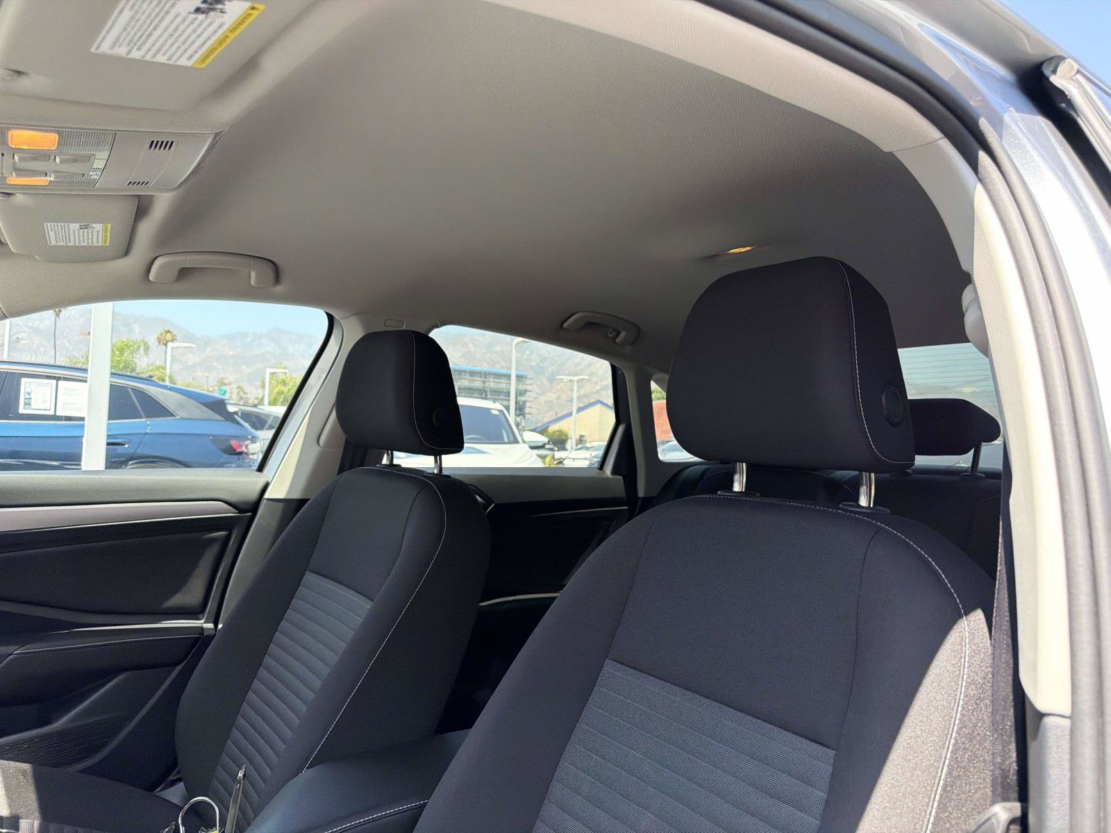 Certified 2024 Volkswagen Jetta S FWD image 29