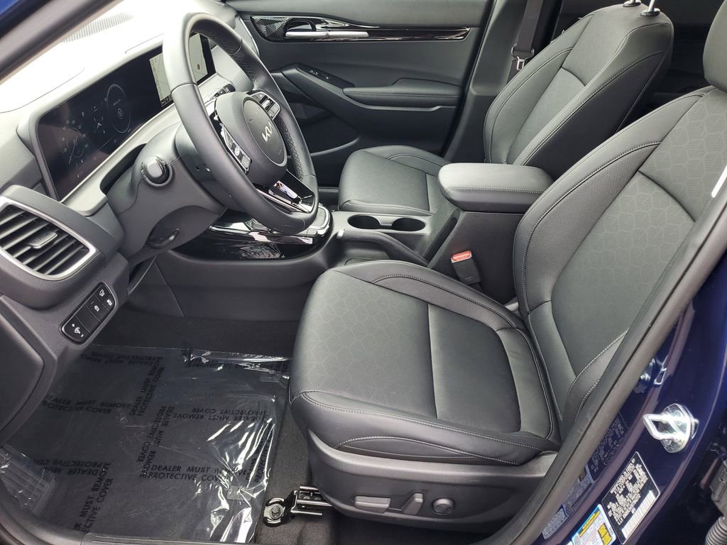 Used 2026 Kia Seltos EX image 5