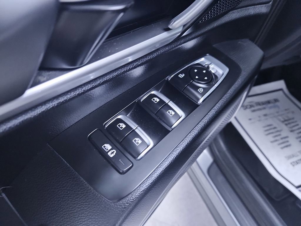 Used 2020 Kia Telluride S FWD image 13