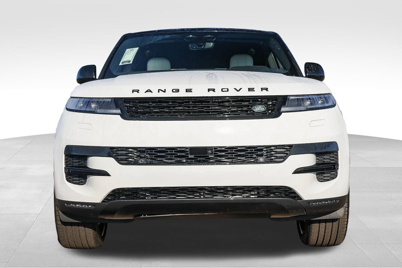 New 2026 Land Rover Range Rover Sport SE image 2