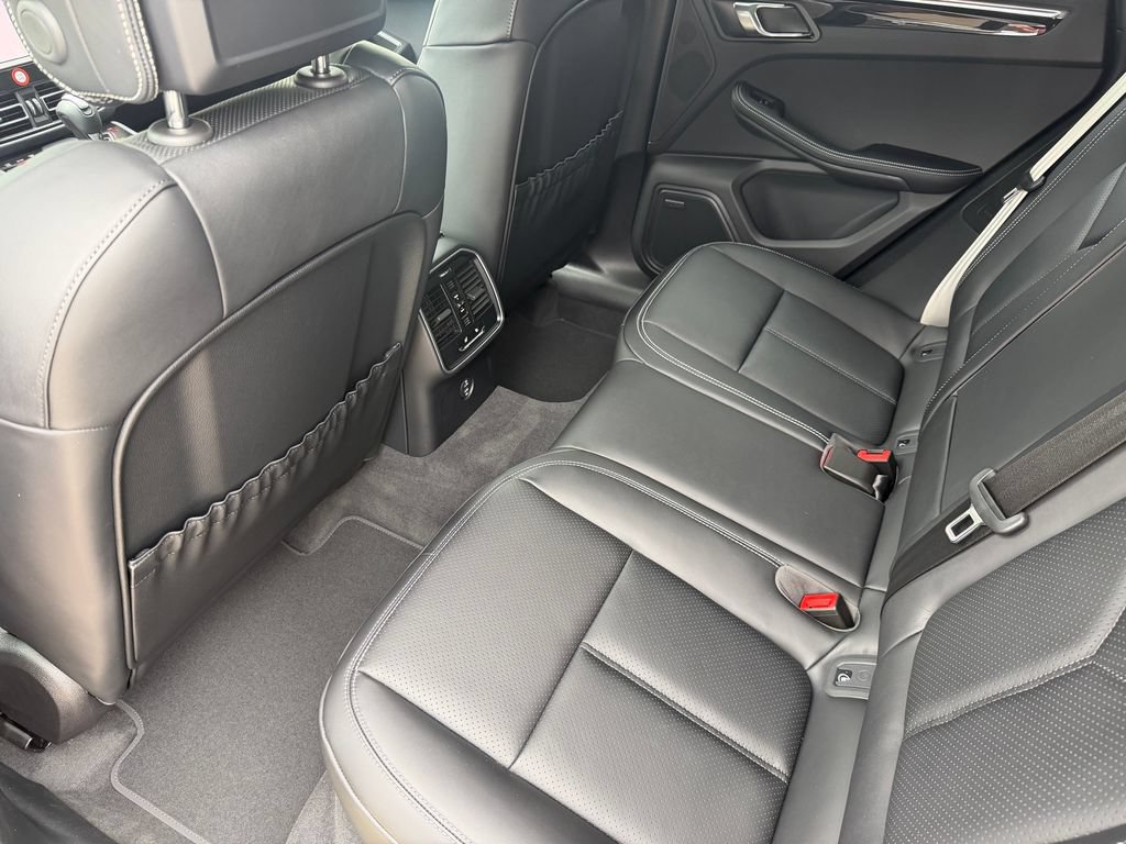 New 2026 Porsche Macan S AWD/4WD image 28