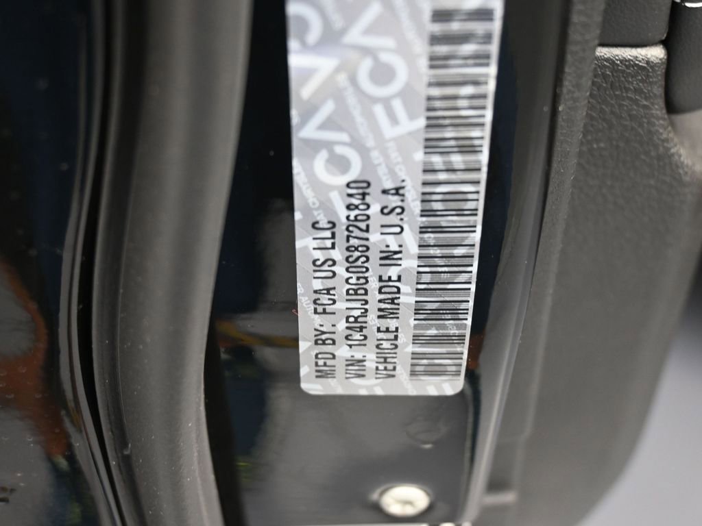 Used 2025 Jeep Grand Cherokee L Limited image 17