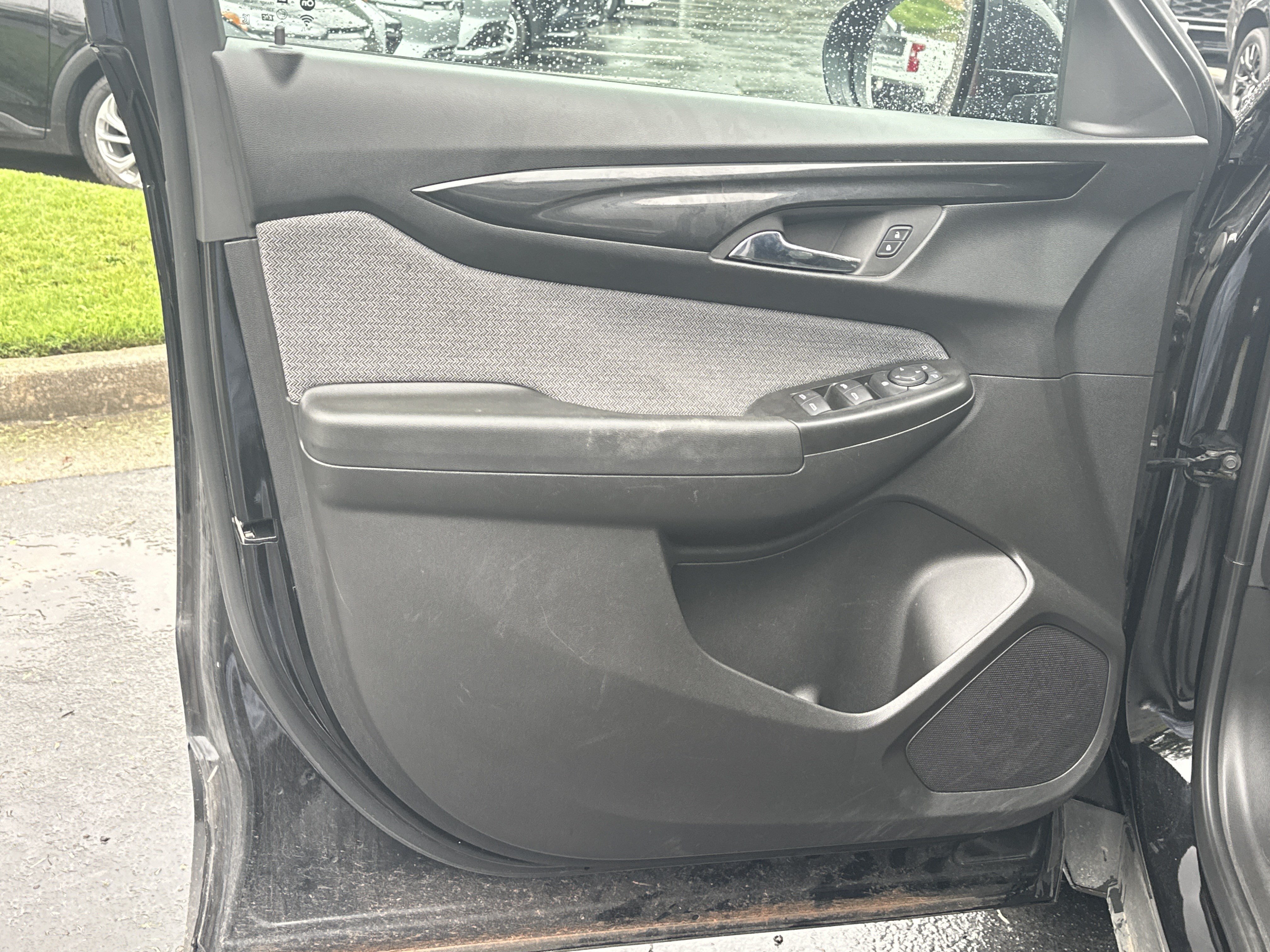 Certified 2025 Chevrolet TrailBlazer LT FWD image 10