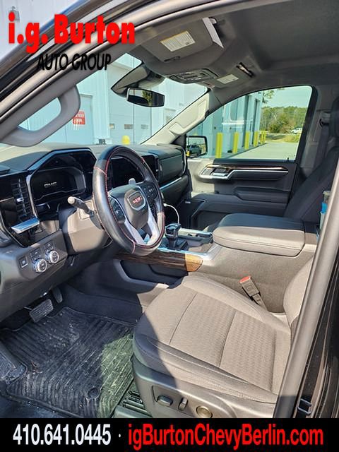 Certified 2025 GMC Sierra 1500 Elevation w/ Preferred Package image 2