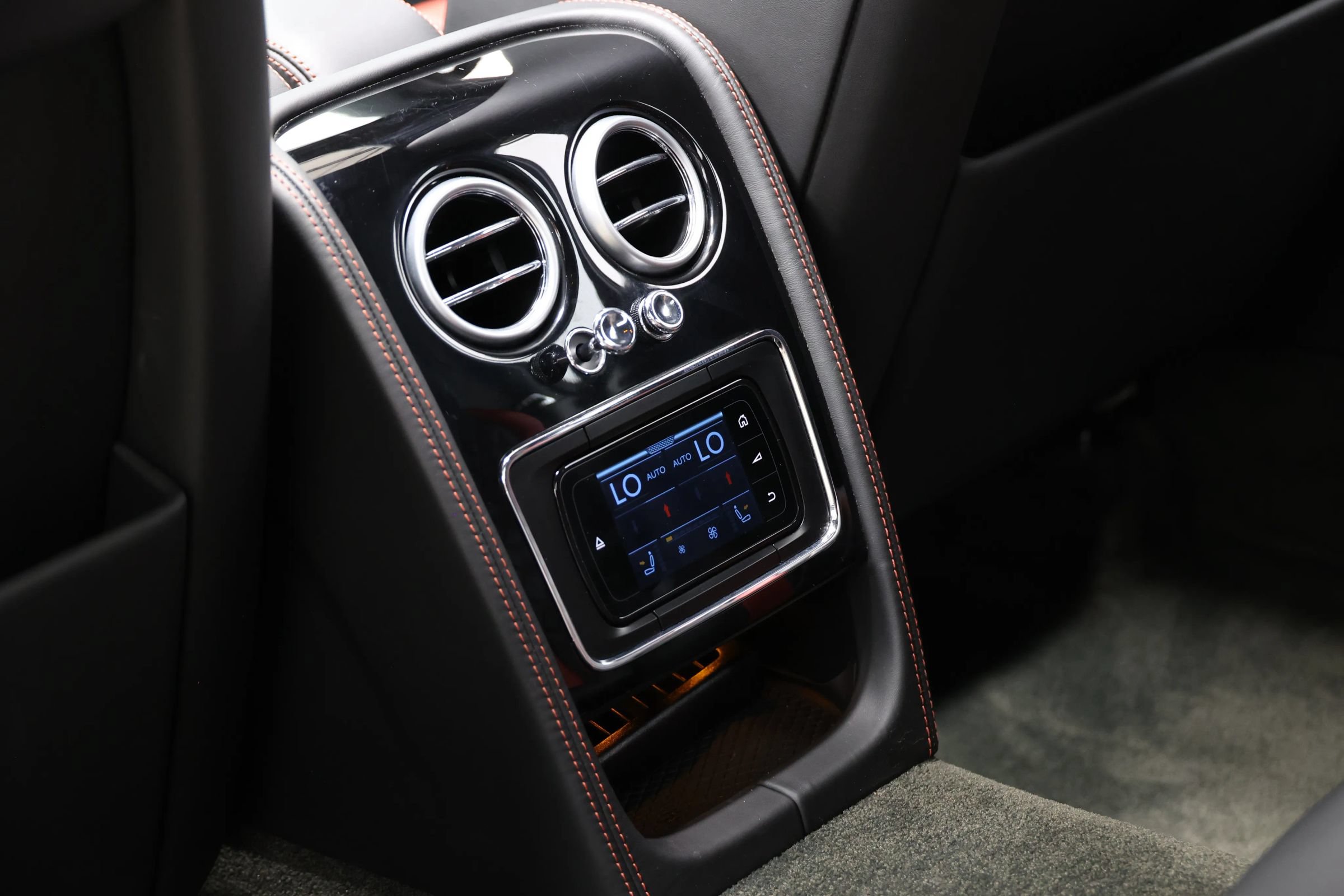 Used 2017 Bentley Flying Spur S W12 AWD/4WD image 57