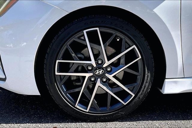 Used 2019 Hyundai Elantra Sport w/ Premium Package 03 image 31