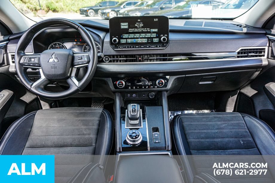 Used 2024 Mitsubishi Outlander SE AWD/4WD image 27