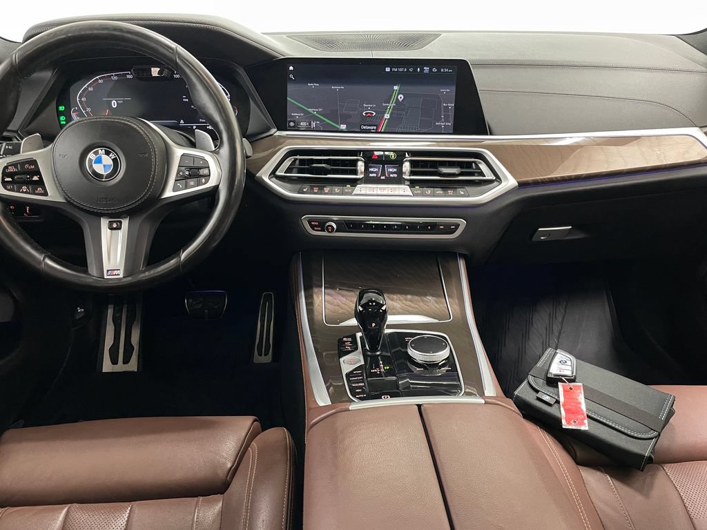 Used 2022 BMW X5 xDrive40i w/ M Sport Package AWD/4WD image 2