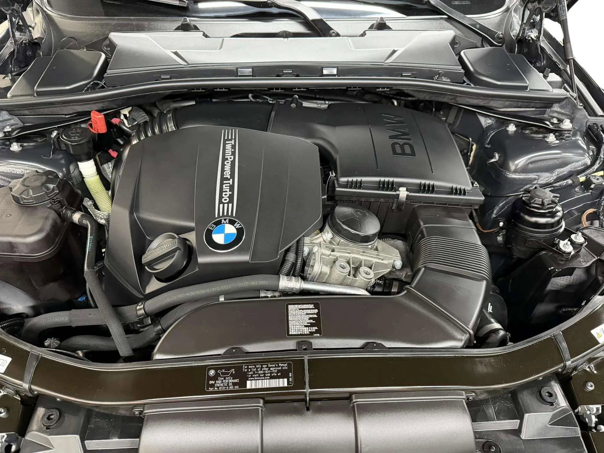 Used 2013 BMW 335i 335i Convertible 2D image 23