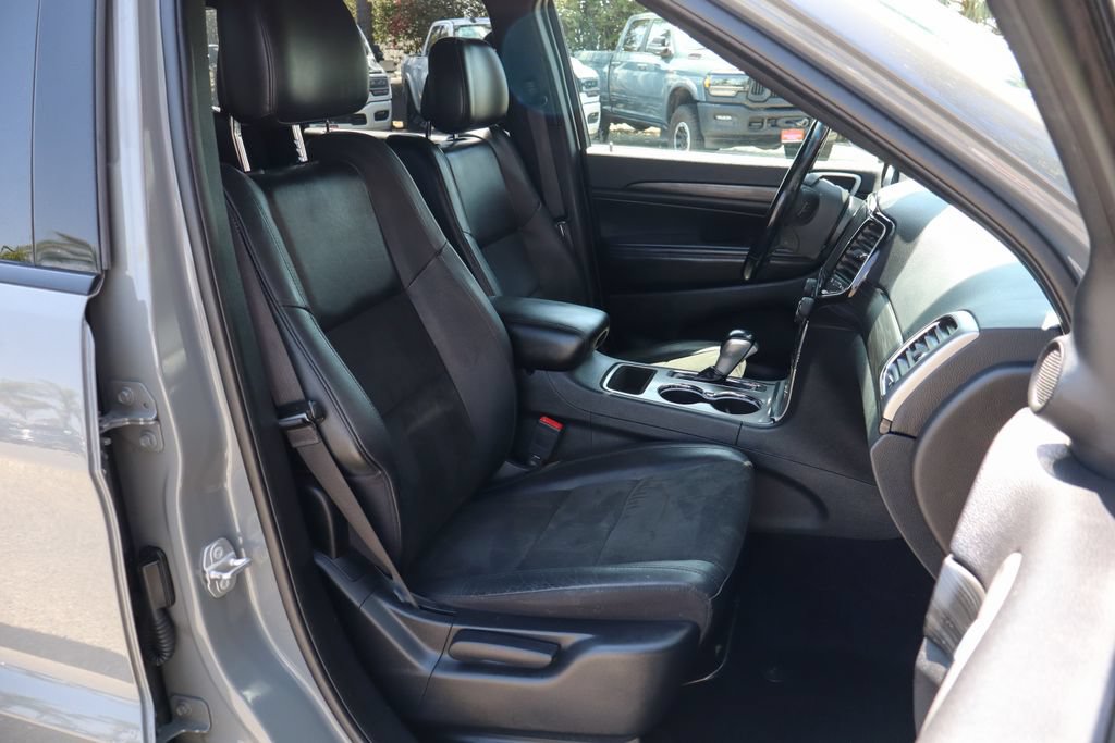 Used 2021 Jeep Grand Cherokee Laredo X RWD image 44