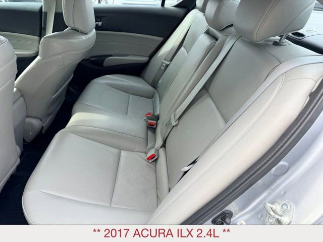 Used 2017 Acura ILX image 12