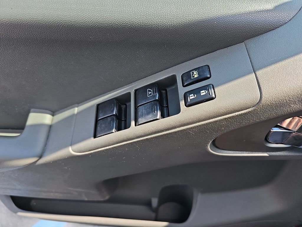 Used 2019 Nissan Frontier SV RWD image 26