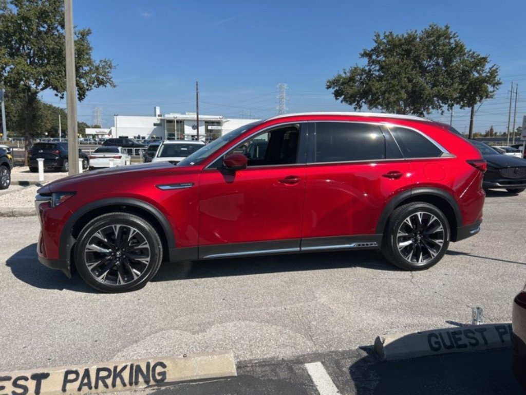 Certified 2024 MAZDA CX-90 Plug-In Hybrid w/ Premium Pkg image 11