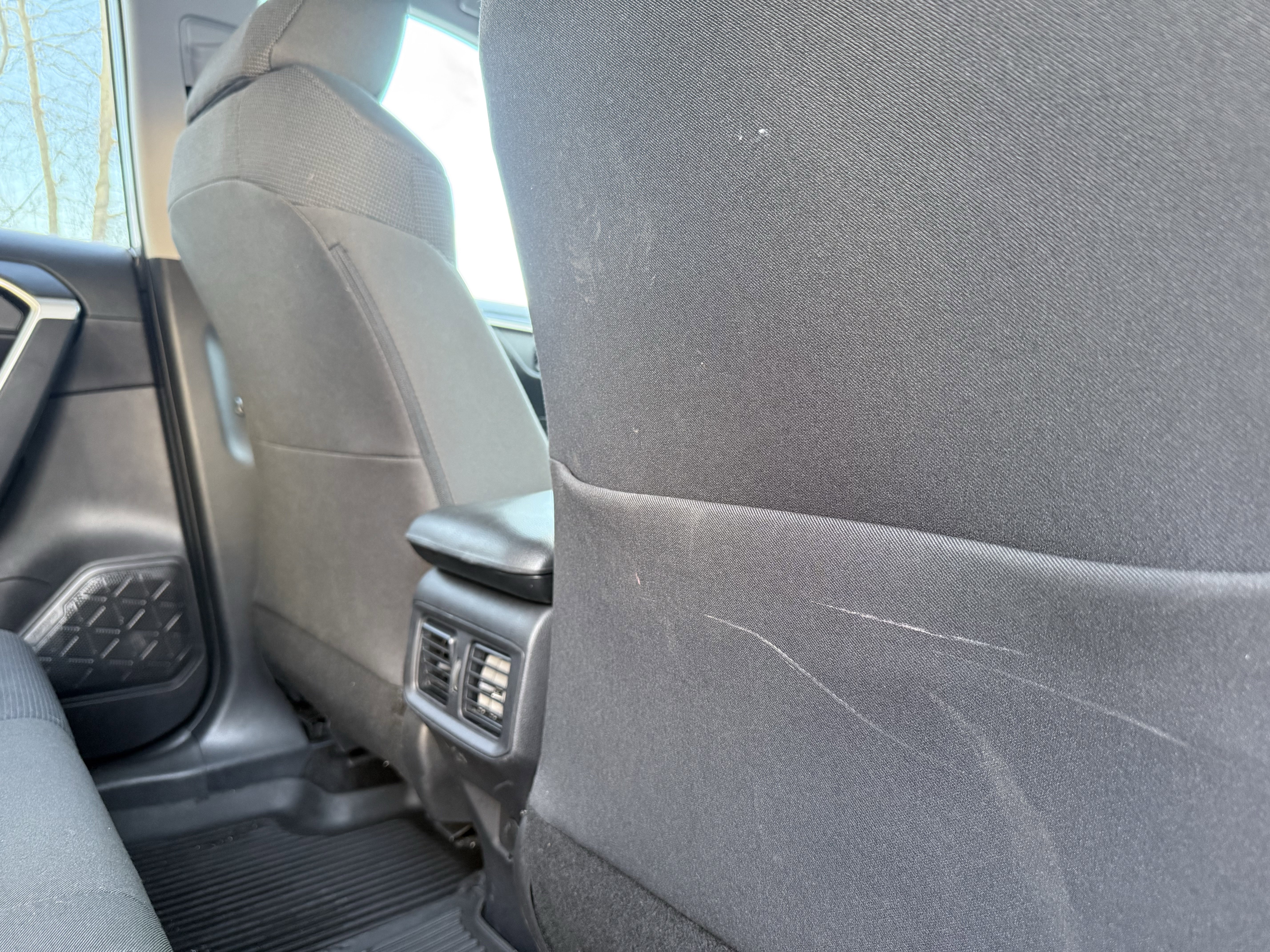 Used 2024 Toyota RAV4 LE image 29