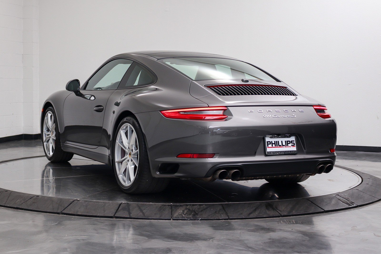Used 2019 Porsche 911 Carrera S RWD image 5