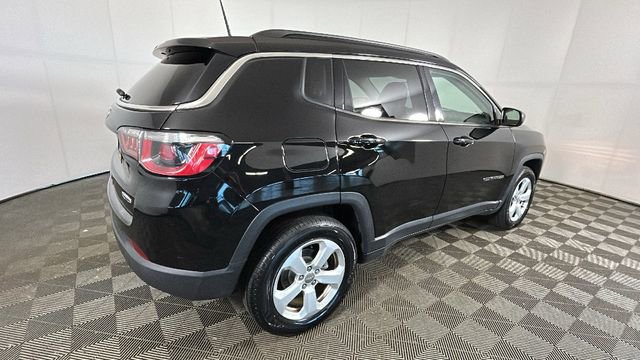 Used 2017 Jeep Compass Latitude w/ Cold Weather Group AWD/4WD video 3