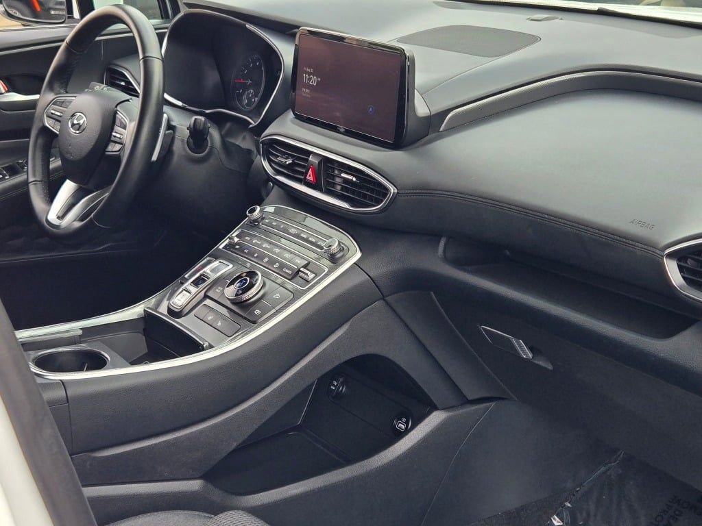Used 2023 Hyundai Santa Fe SEL image 6