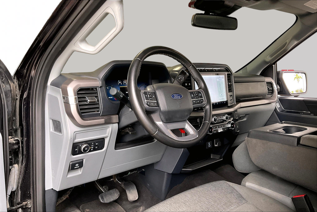 Used 2024 Ford F150 XLT AWD/4WD image 4