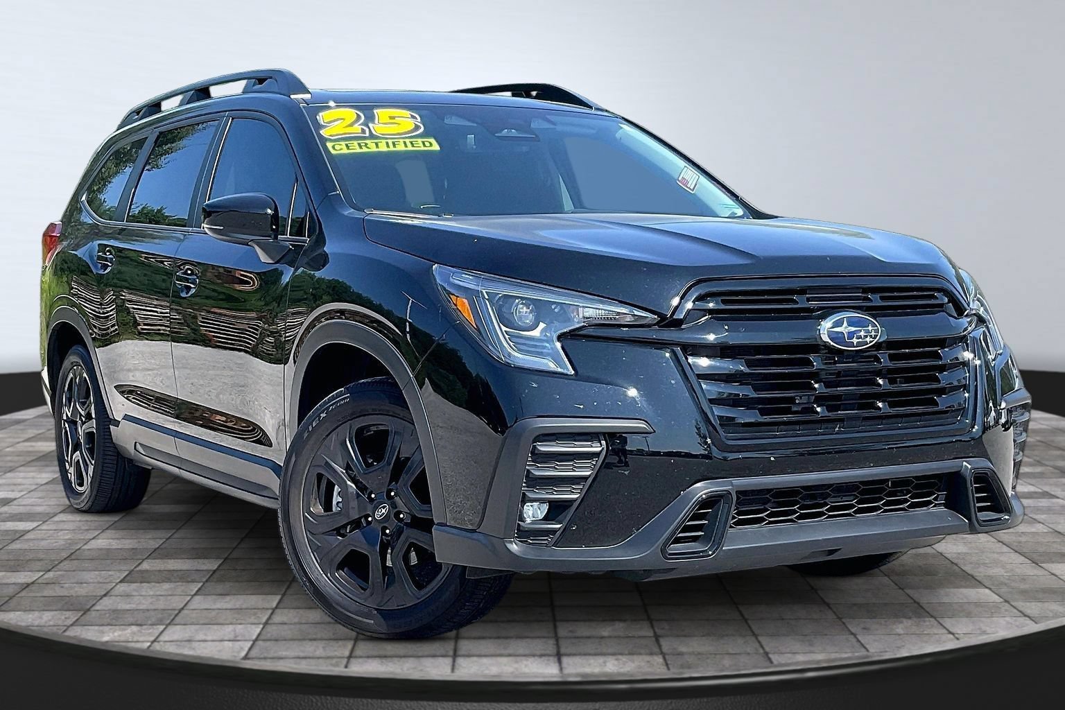 Certified 2025 Subaru Ascent Onyx Edition AWD/4WD image 10