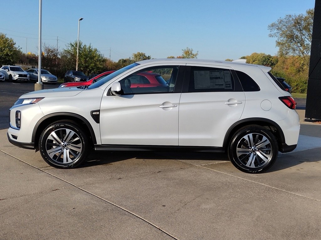 New 2025 Mitsubishi Outlander Sport ES image 18