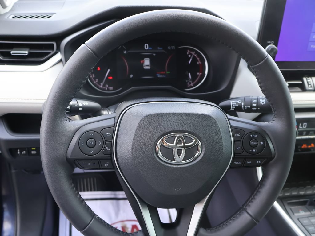 Used 2023 Toyota RAV4 XLE Premium AWD/4WD image 82