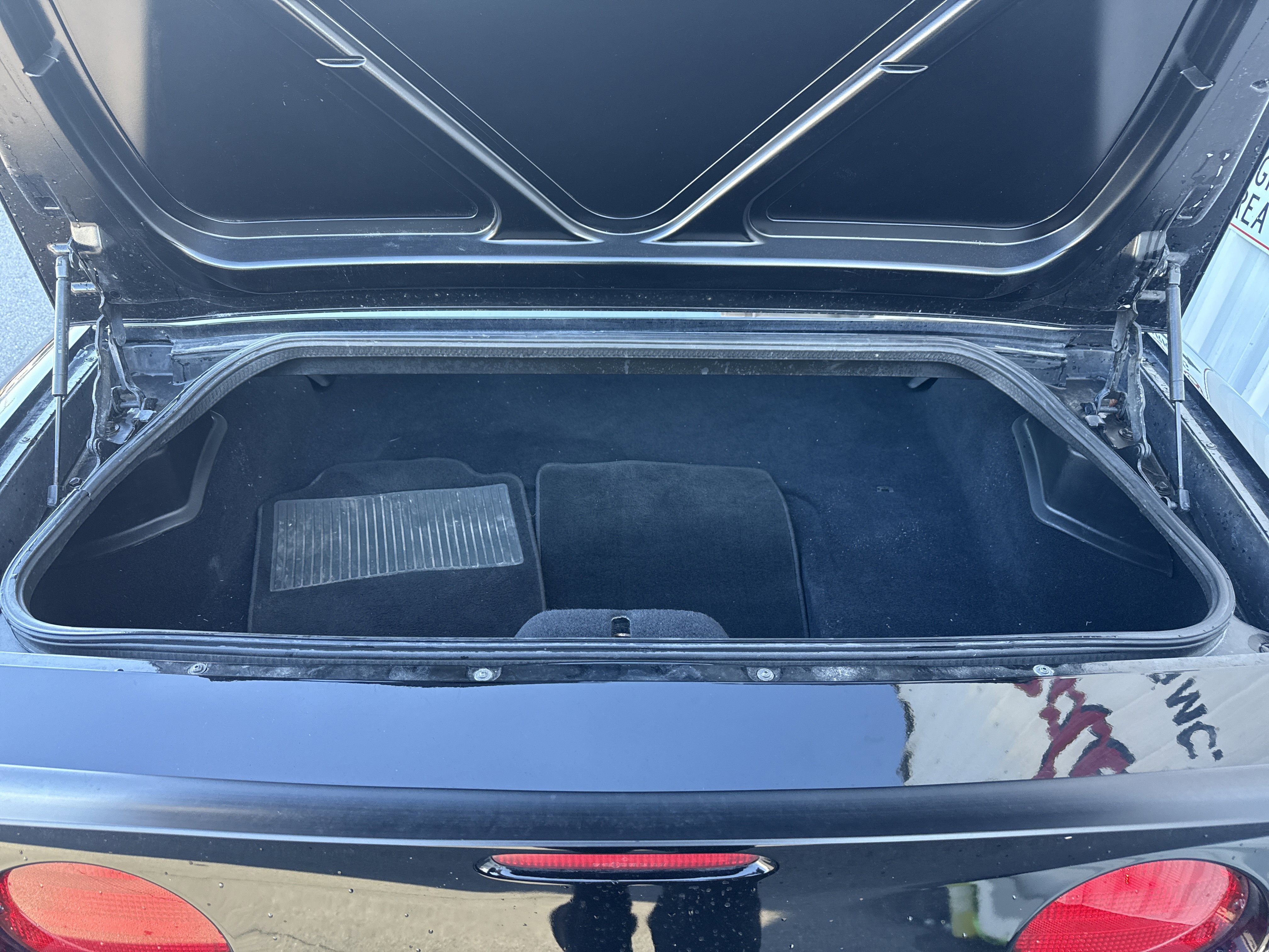 Used 2001 Chevrolet Corvette Z06 w/ Memory Pkg image 16