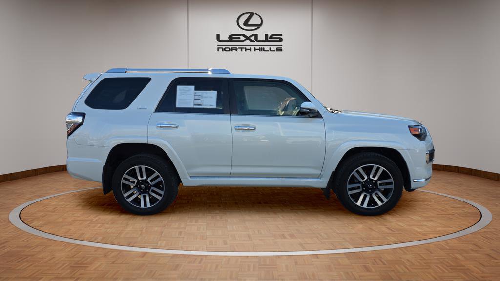 Used 2022 Toyota 4Runner Limited image 4