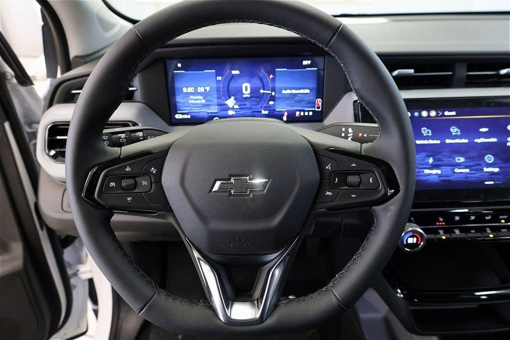 New 2027 Chevrolet Bolt LT w/ Comfort Package image 18