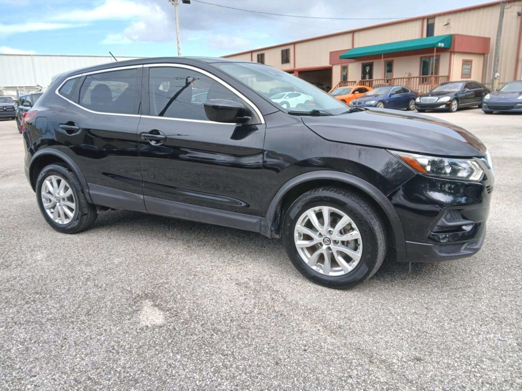 Used 2021 Nissan Rogue Sport S AWD/4WD image 3